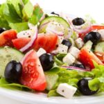 Греческий салат: Классический рецепт приготовления салата в домашних условиях
